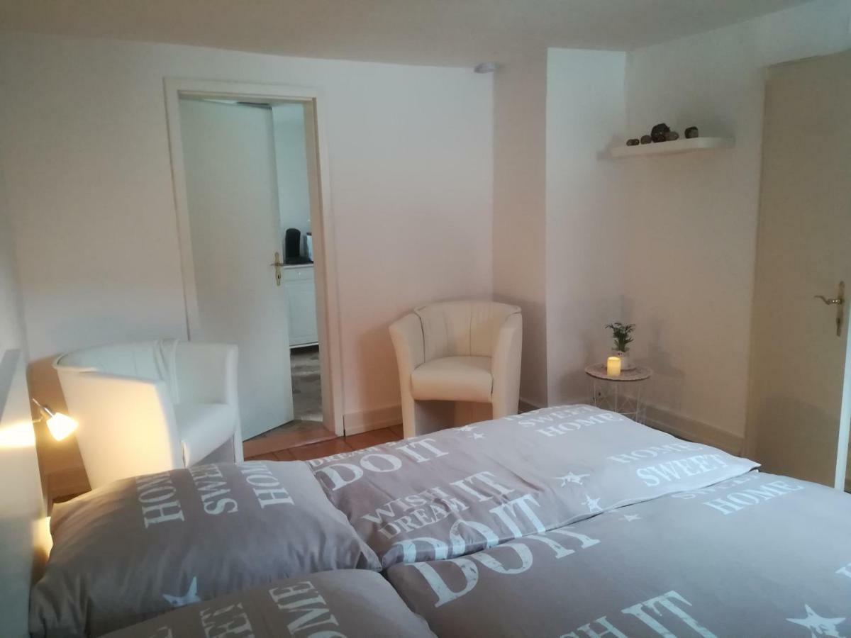 Schnuckelige Ferienwohnung - Naehe Europapark เอทเทนไฮม์ ภายนอก รูปภาพ